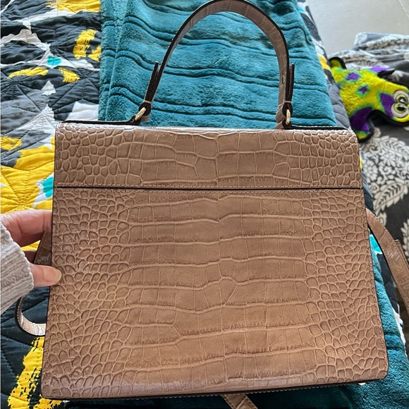 Kate Spade Doris Croc-embossed Satchel in Excellent Condition. - Picture 2 of 6